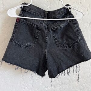Bdg black shorts